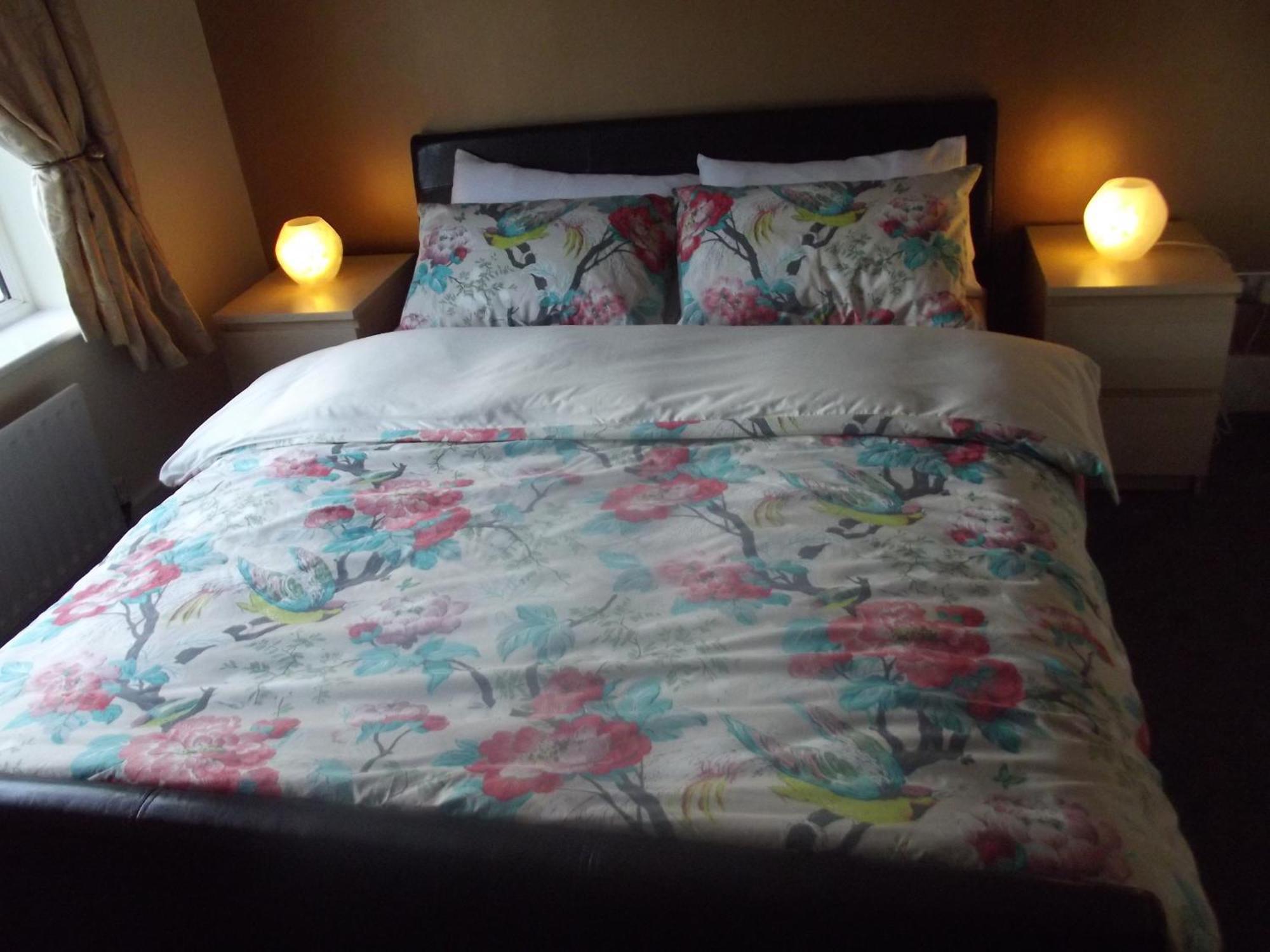 Broad Oaks B&B โซลิฮัล ภายนอก รูปภาพ